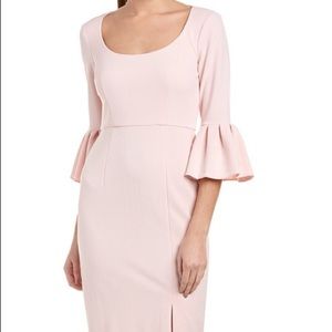 Donna Morgan Sheath 3/4 Bell sleeve